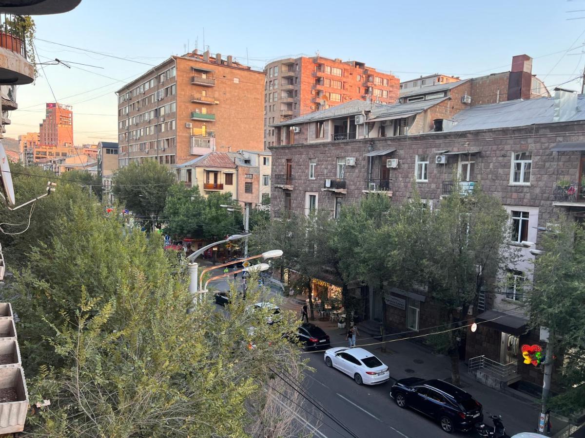 Tumanyan Apartments Jerevan Eksteriør billede