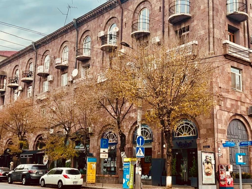 Tumanyan Apartments Jerevan Eksteriør billede